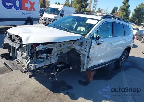 2023 Subaru Ascent Limited 8-Passenger z USA, uszkodzony, nr VIN 4S4WMAND4P3456281